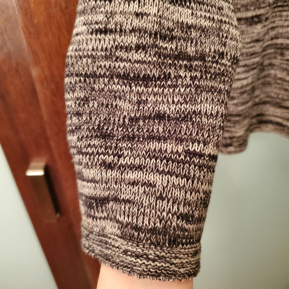 Sweater - Picture 3 of 5
